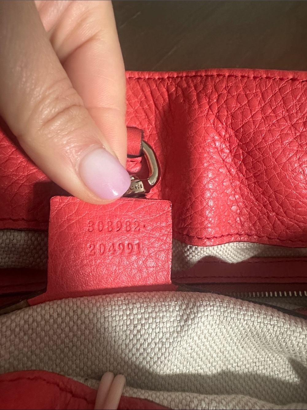 Authentic Gucci soho chain purse - Picture 13 of 16